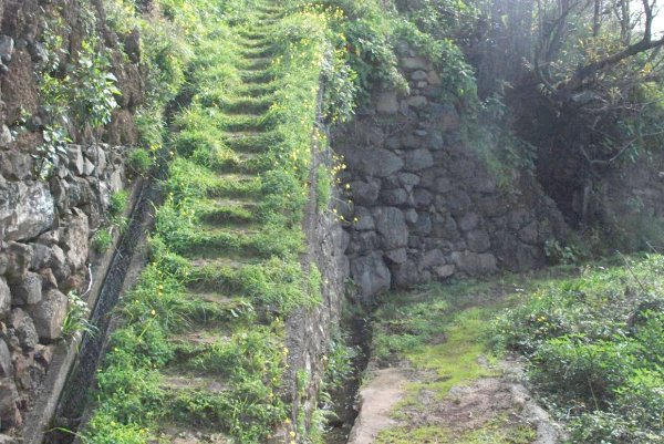 PHOTO PROMPT - Copyright -Björn Rudberg