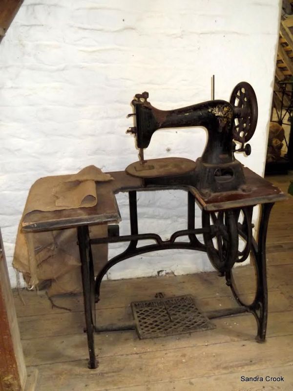 PHOTO PROMPT © Sandra Crook