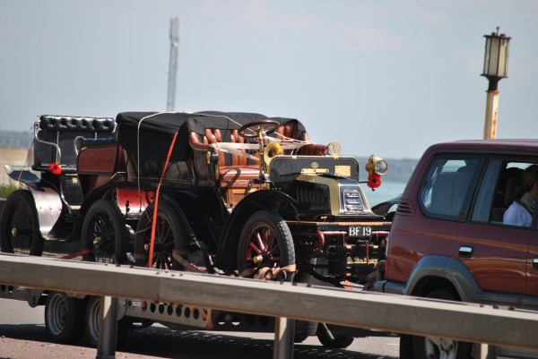 PHOTO PROMPT © Al Forbes