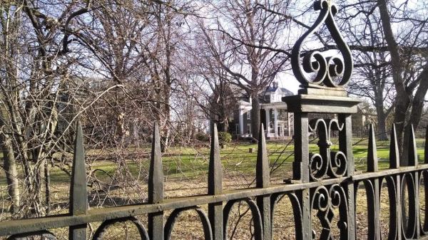 PHOTO PROMPT © J Hardy Carroll